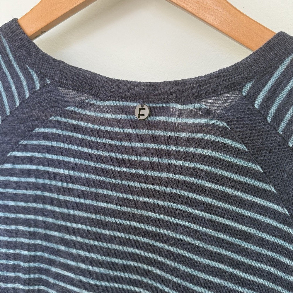 Foil 100% Merino Wool Sweater Women's SM Navy Blue Striped Scandi Elevated Basic - Picture 4 of 8